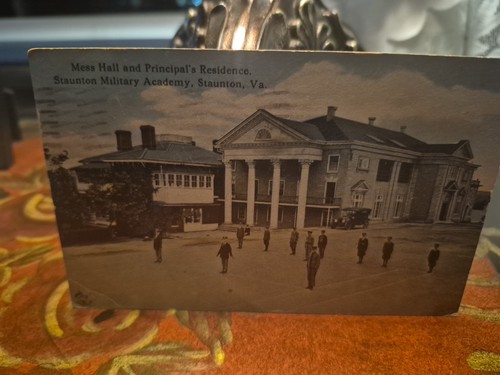 Classic car postcard - classic, hall