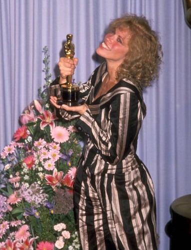 Musician carly simon - simon, attends