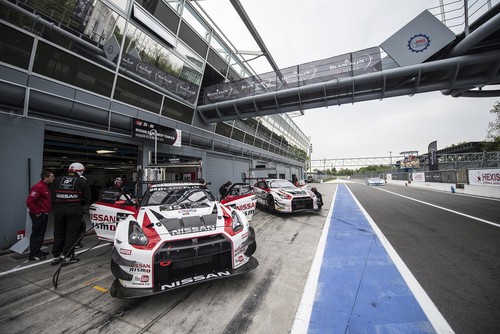 Cars nissan academy - gt, team